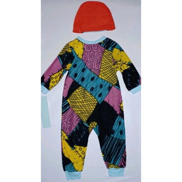 The Nightmare Before Christmas Sally Sleeper Zip Pajama- Black 2T With Hat - Picture 2 of 4